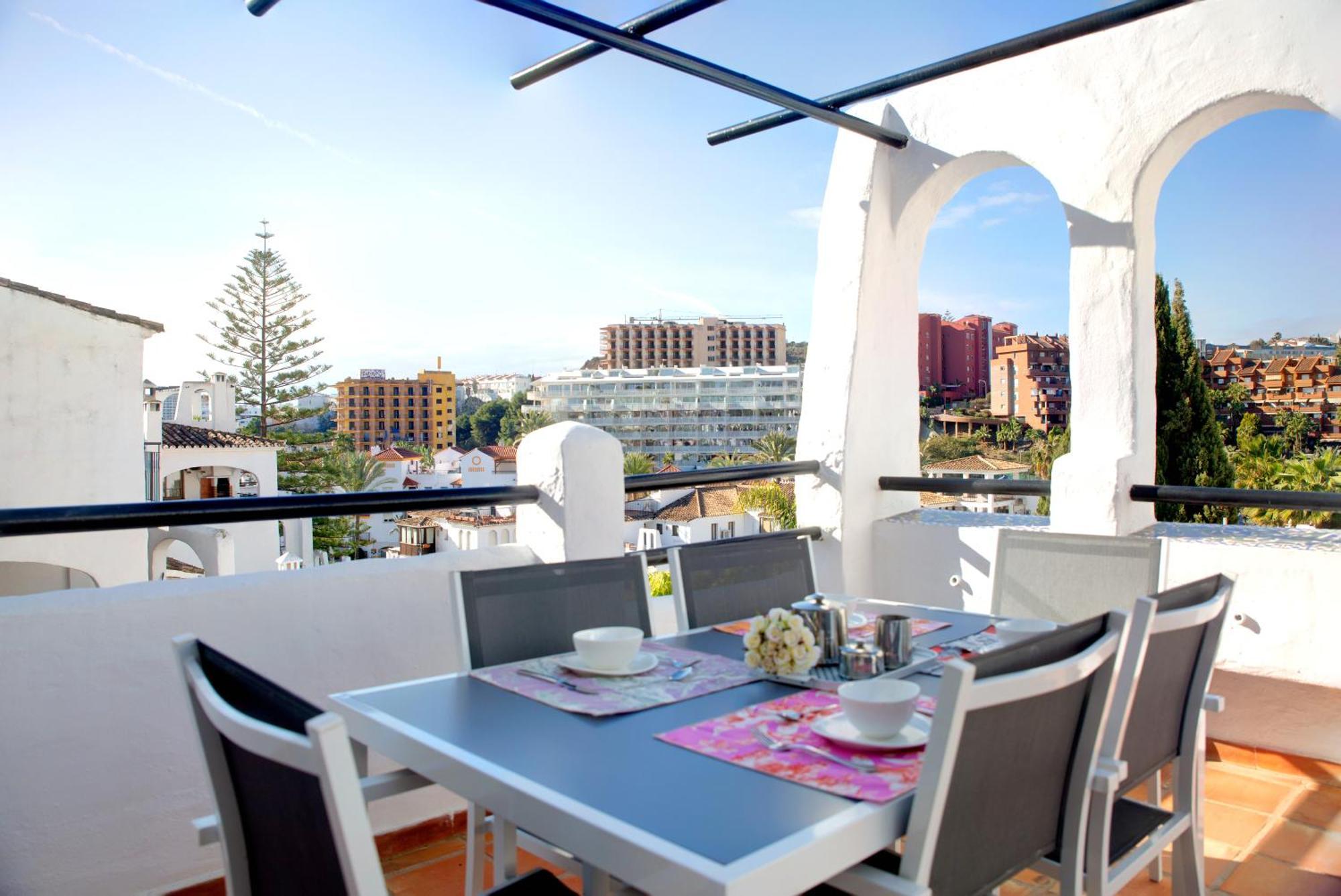 Pueblo Evita Benalmádena Exteriör bild